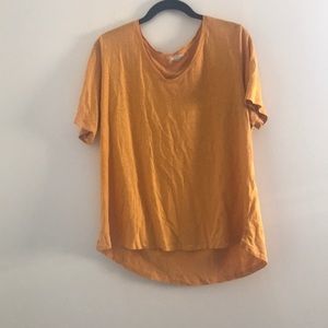 Yellow T shirt